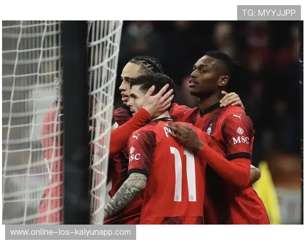 AC米兰吉鲁门前争顶完成破门 AC米兰吉鲁门前争顶完成破门