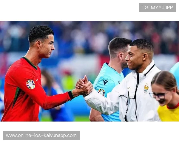 世界杯姆巴佩和C罗若同时破门,会否印证“两代锋线定义者”? 世界杯姆巴佩和C罗若同时破门,会否印证“两代锋线定义者”?